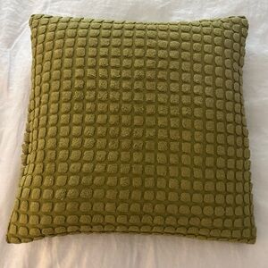 VTG ✨ MCM textured high low 18x18” pillow sham insert